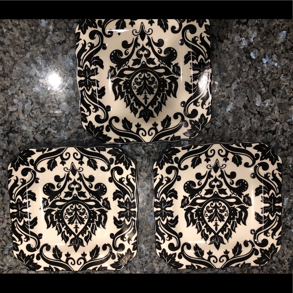 222 Fifth Muse Black china plates (3)